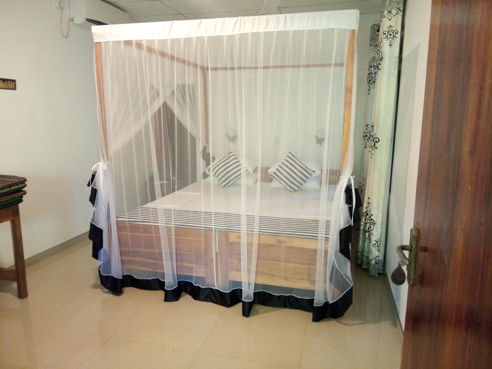 Sansala Guesthouse & Restaurant Tangalle Quarto foto