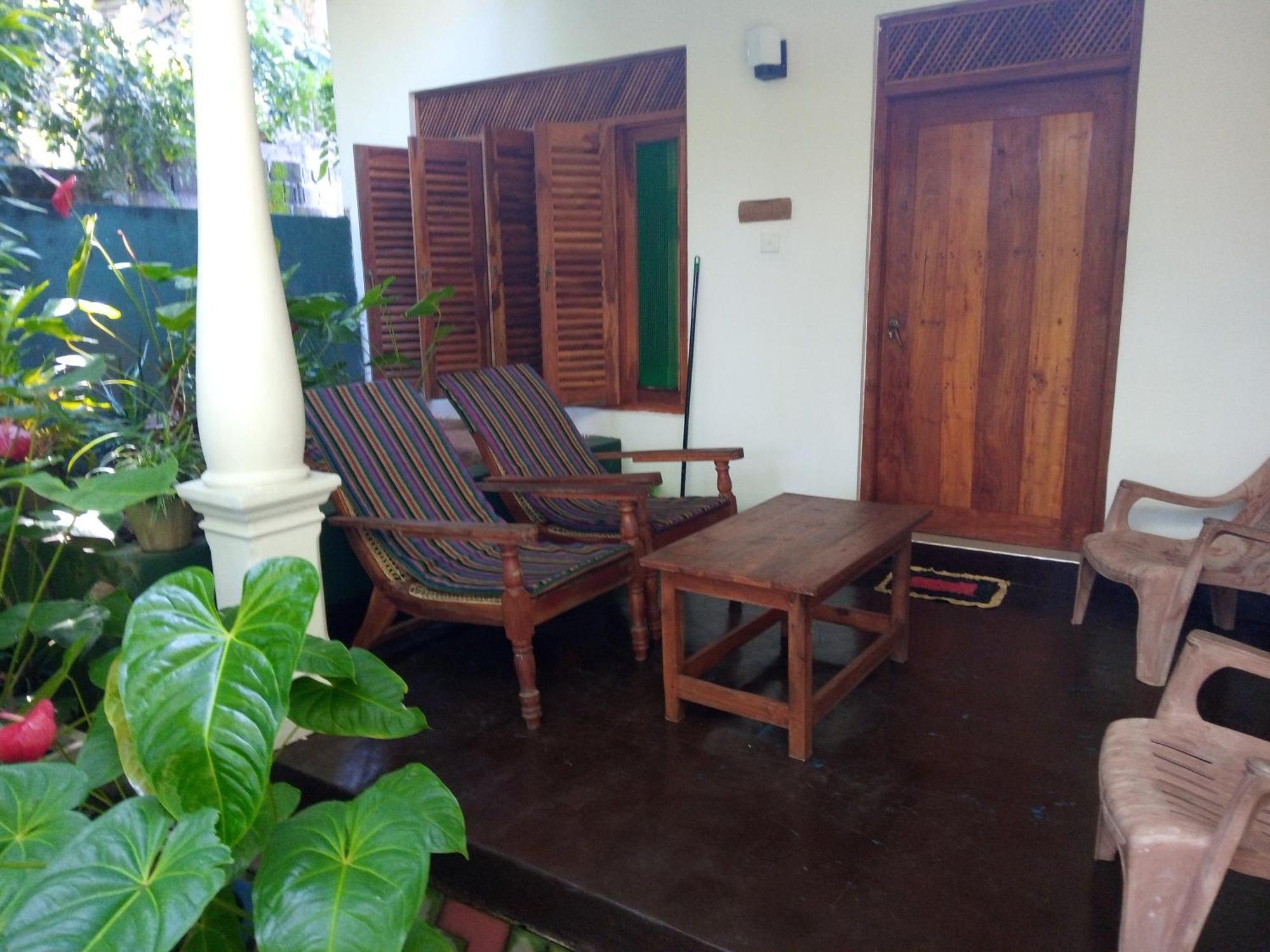 Sansala Guesthouse & Restaurant Tangalle Quarto foto