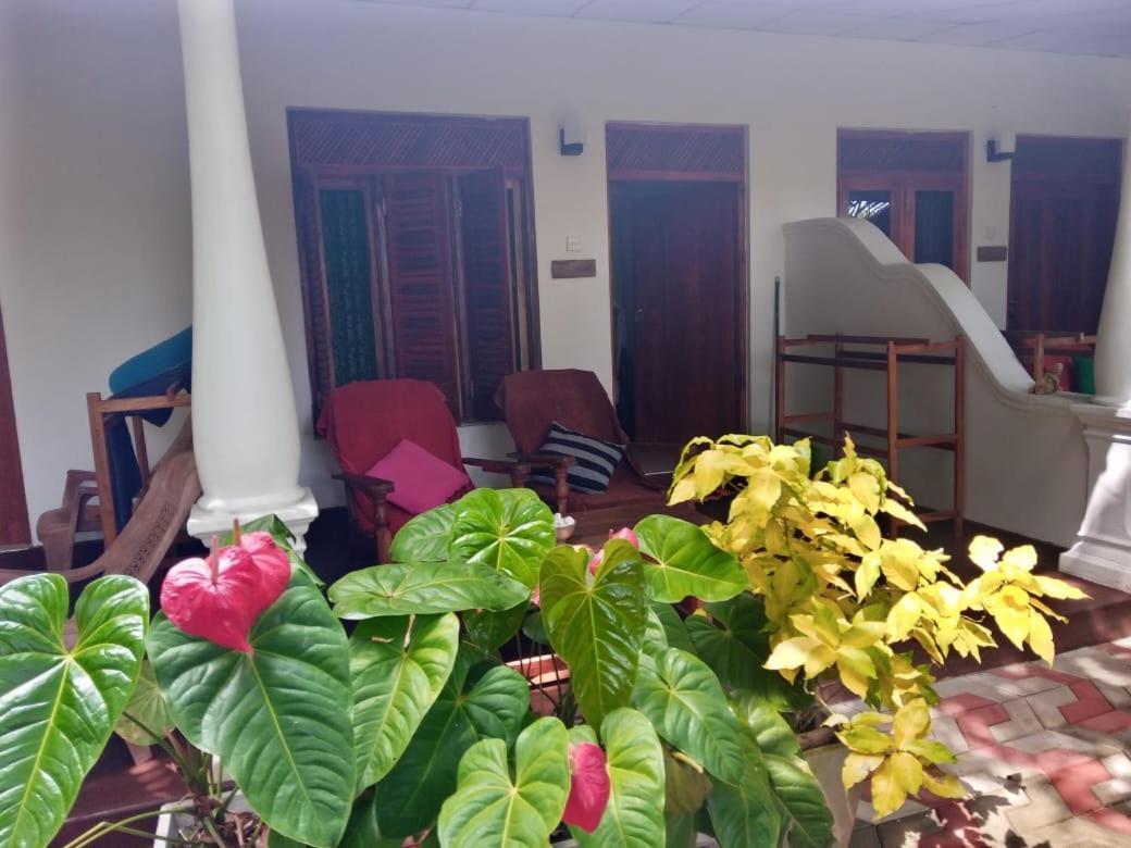 Sansala Guesthouse & Restaurant Tangalle Quarto foto